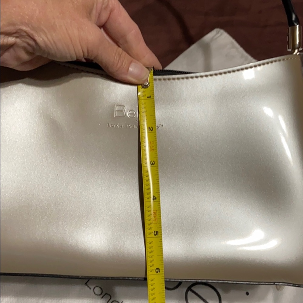 Beijo Handbag. NWOT! - Picture 15 of 16